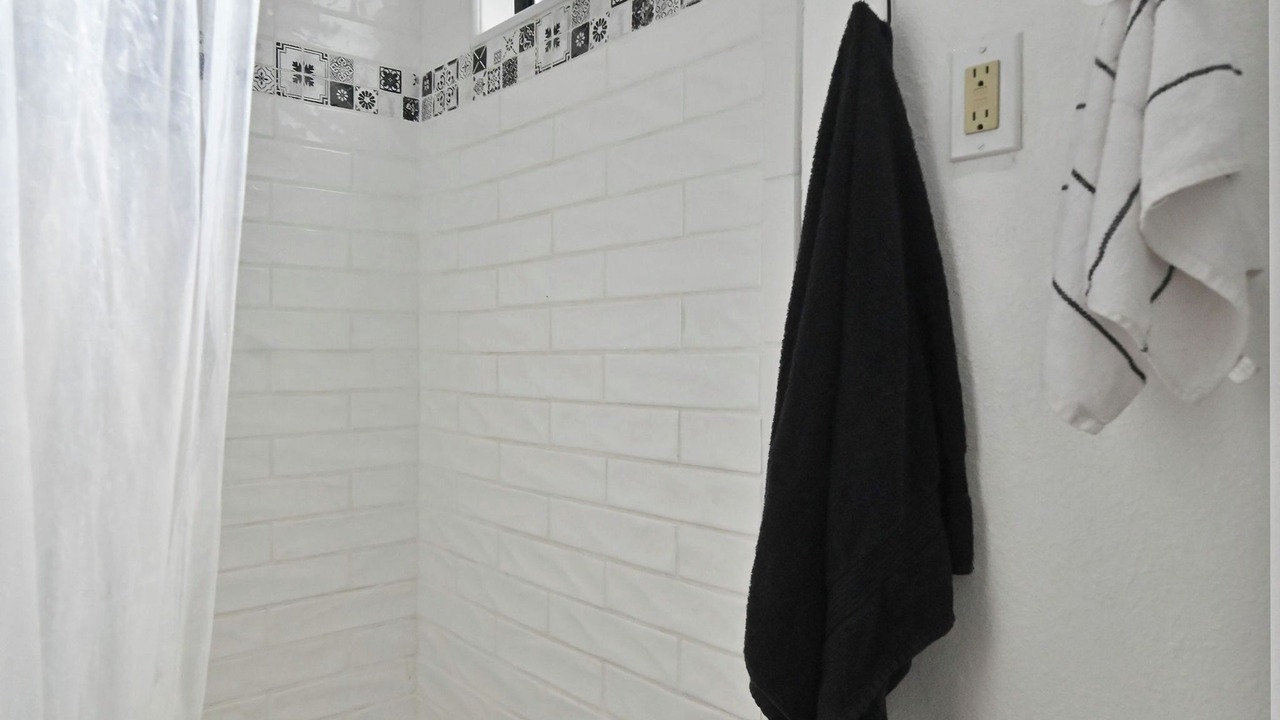 Photo of Bathroom in Hathaway Pines
