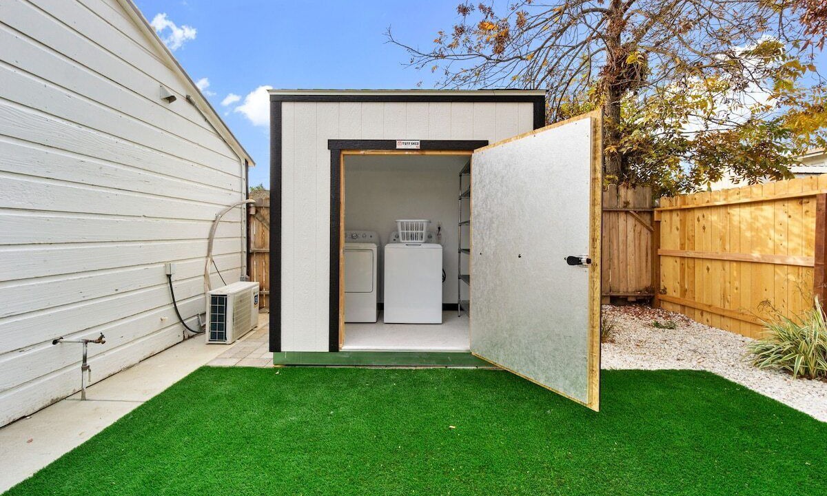 Photo of Outdoor in Tower District