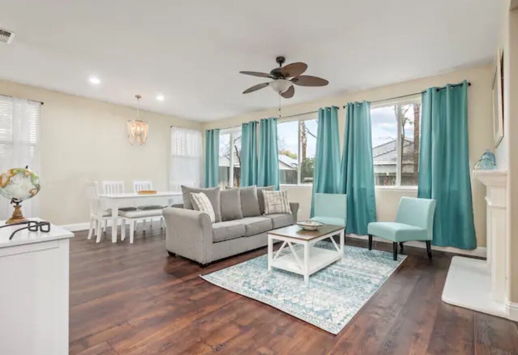 Photo of Livingroom in Roosevelt