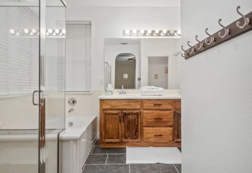 Photo of Bathroom in Roosevelt