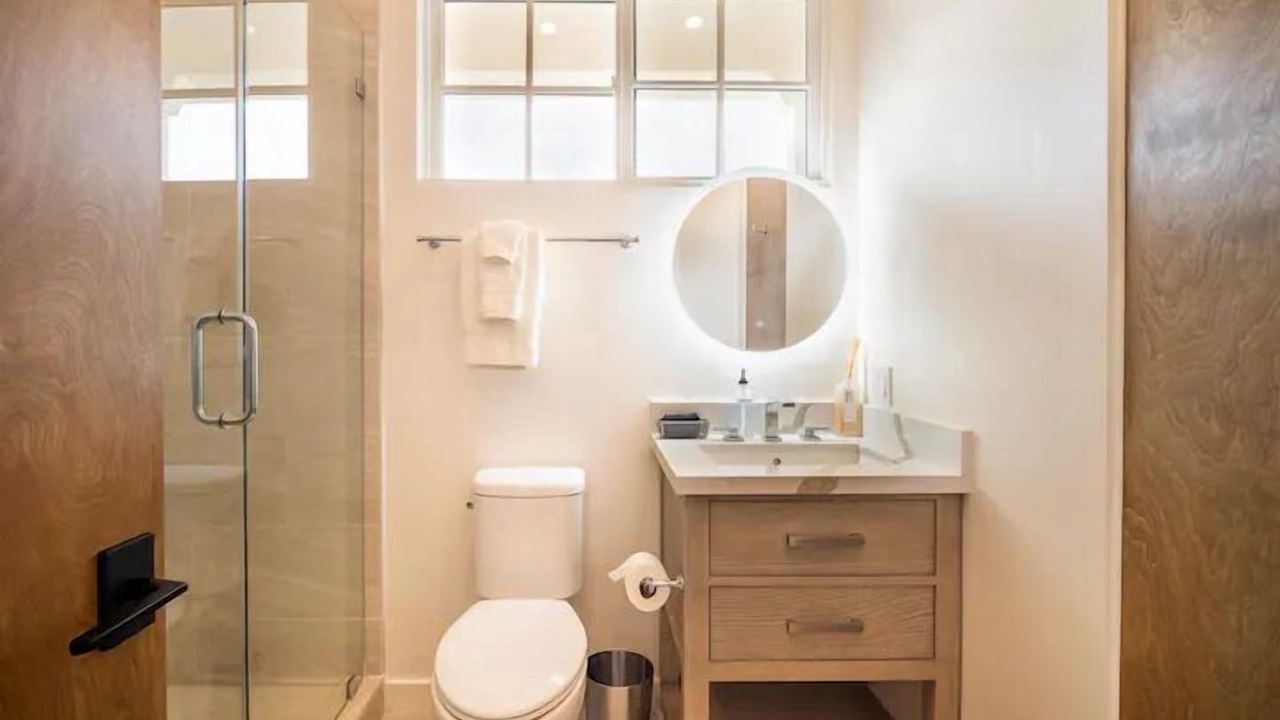 Photo of Bathroom in Carpinteria