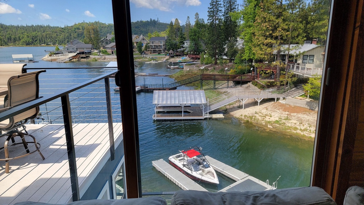 Photo of Bedroom in Bass Lake