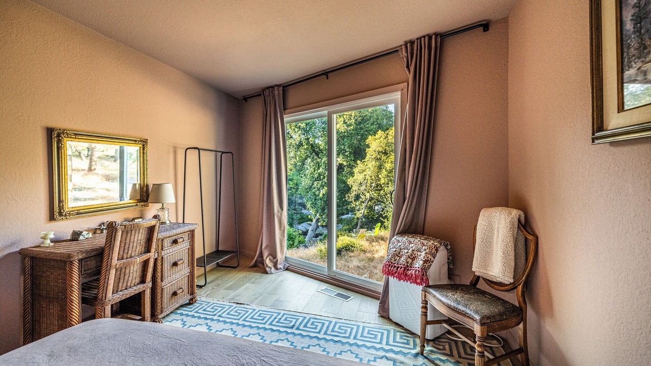 Photo of Bedroom in North Fork