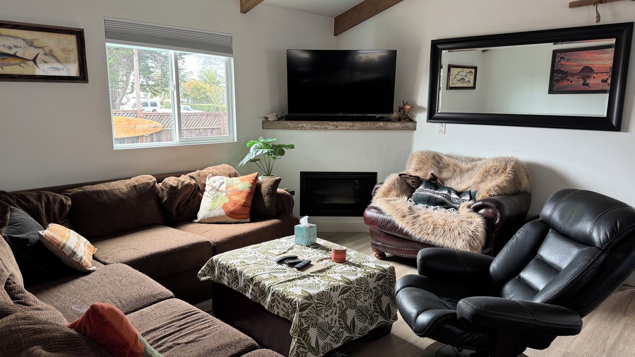 Photo of Livingroom in Baywood Park