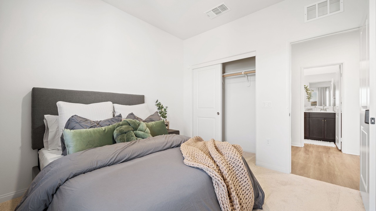 Photo of Bedroom in Pumpkin Center