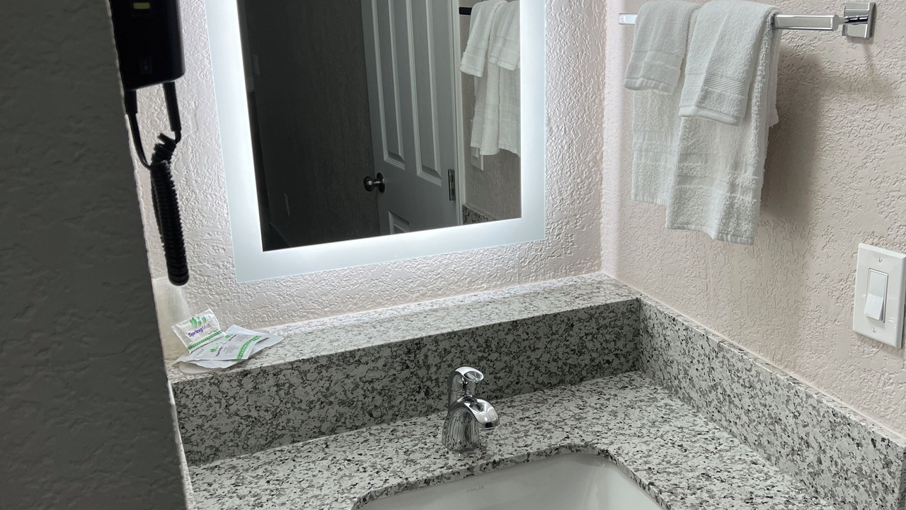 Photo of Bathroom in Greenacres
