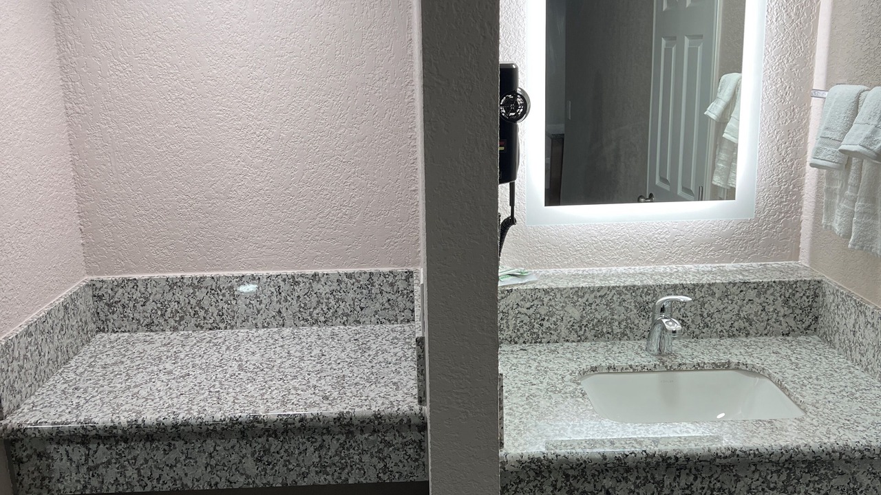 Photo of Bathroom in Greenacres