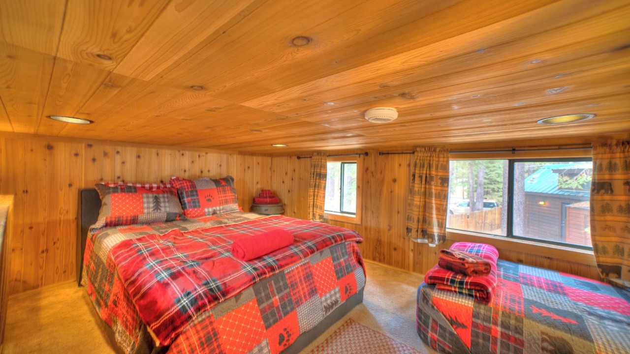 Photo of Bedroom in Tahoe Valley