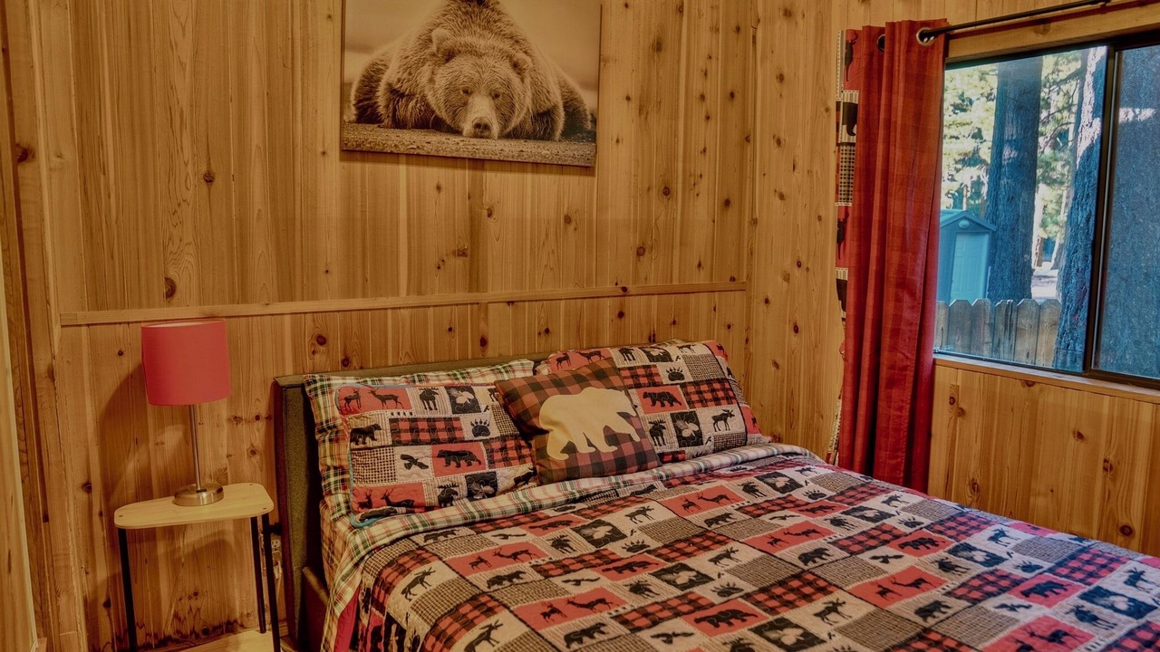 Photo of Bedroom in Tahoe Valley