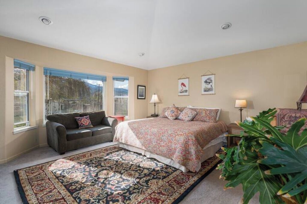 Photo of Bedroom in New Washoe City
