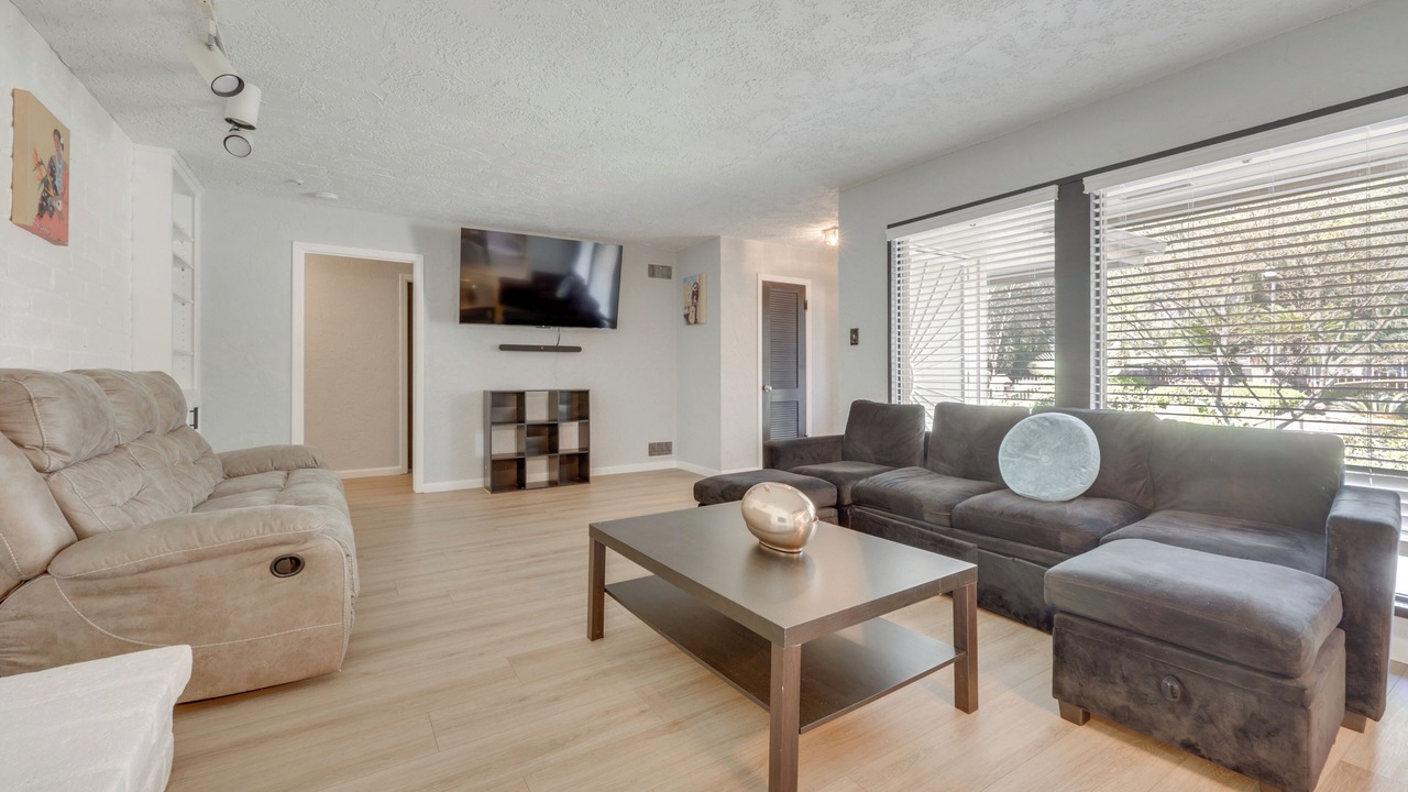 Photo of Livingroom in Roosevelt
