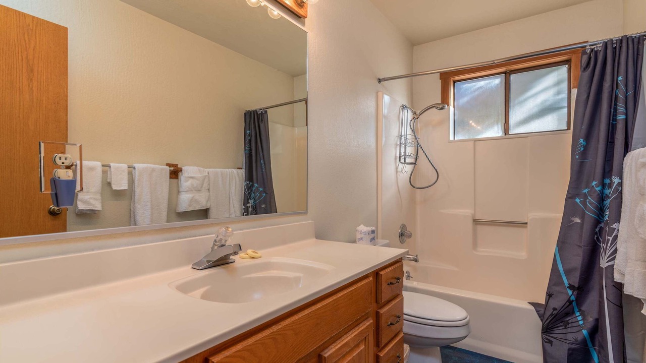 Photo of Bathroom in Sea Ranch