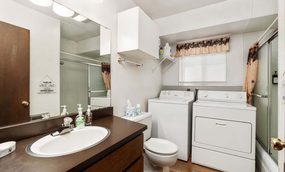 Photo of Bathroom in Sierra Cedars