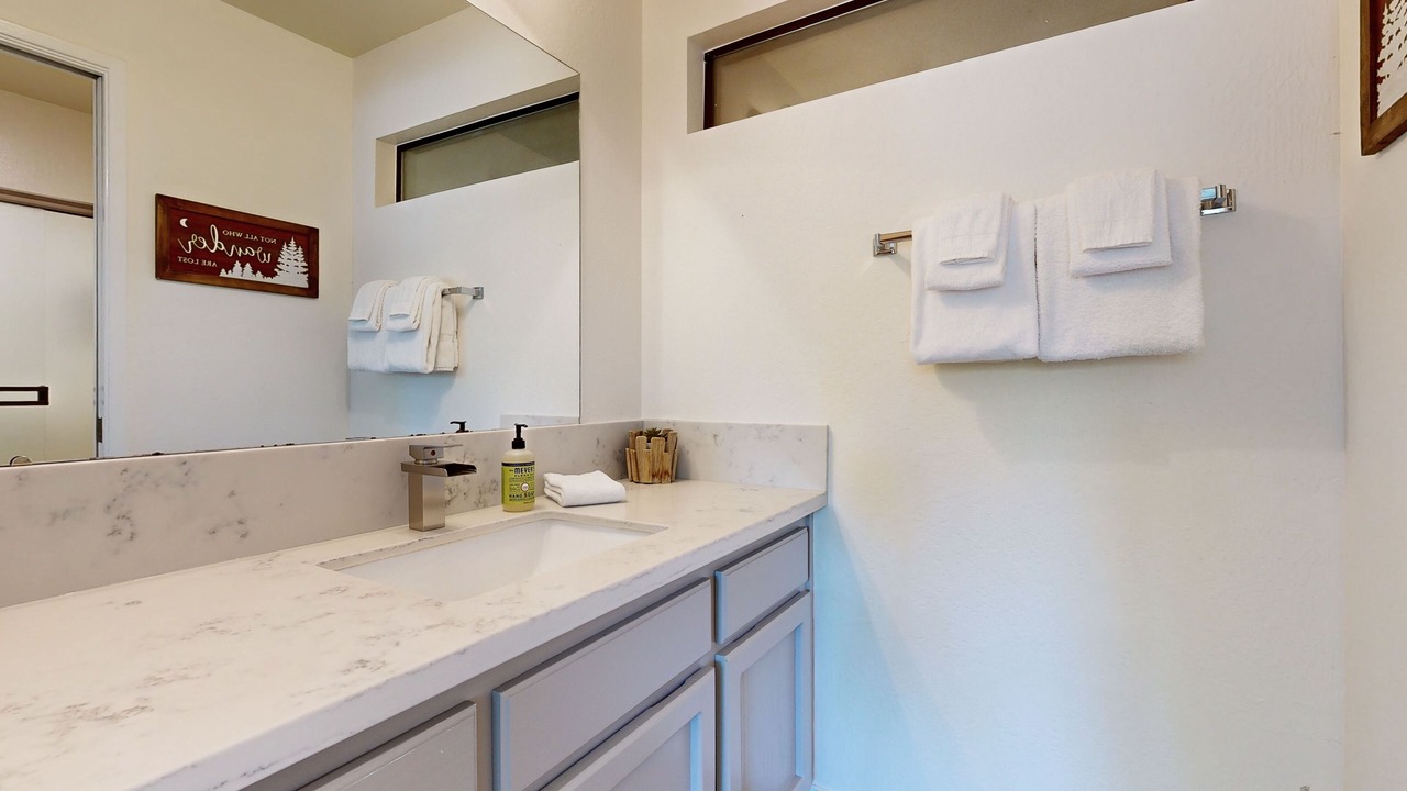 Photo of Bathroom in Groveland