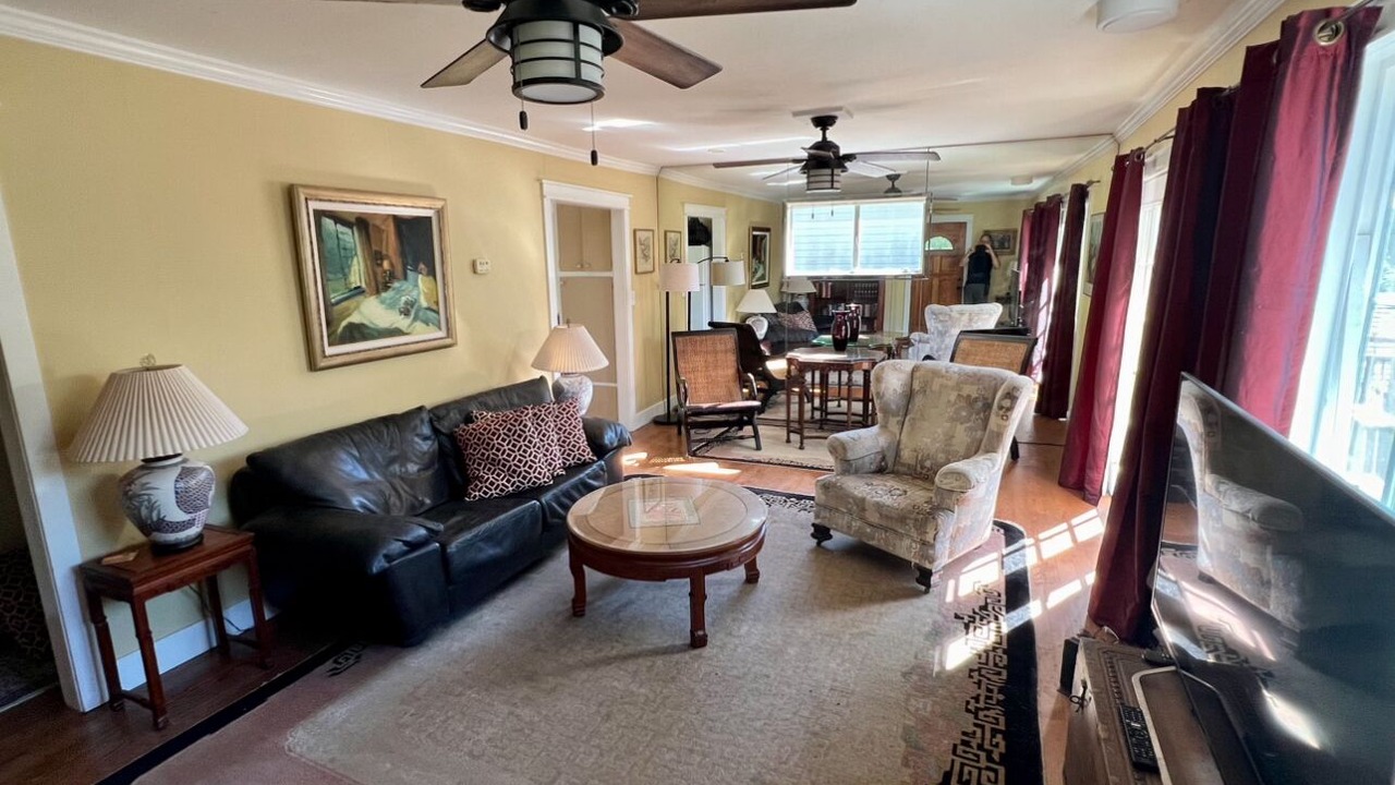 Photo of Livingroom in Fairfax