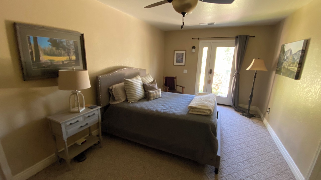 Photo of Bedroom in Oakhurst