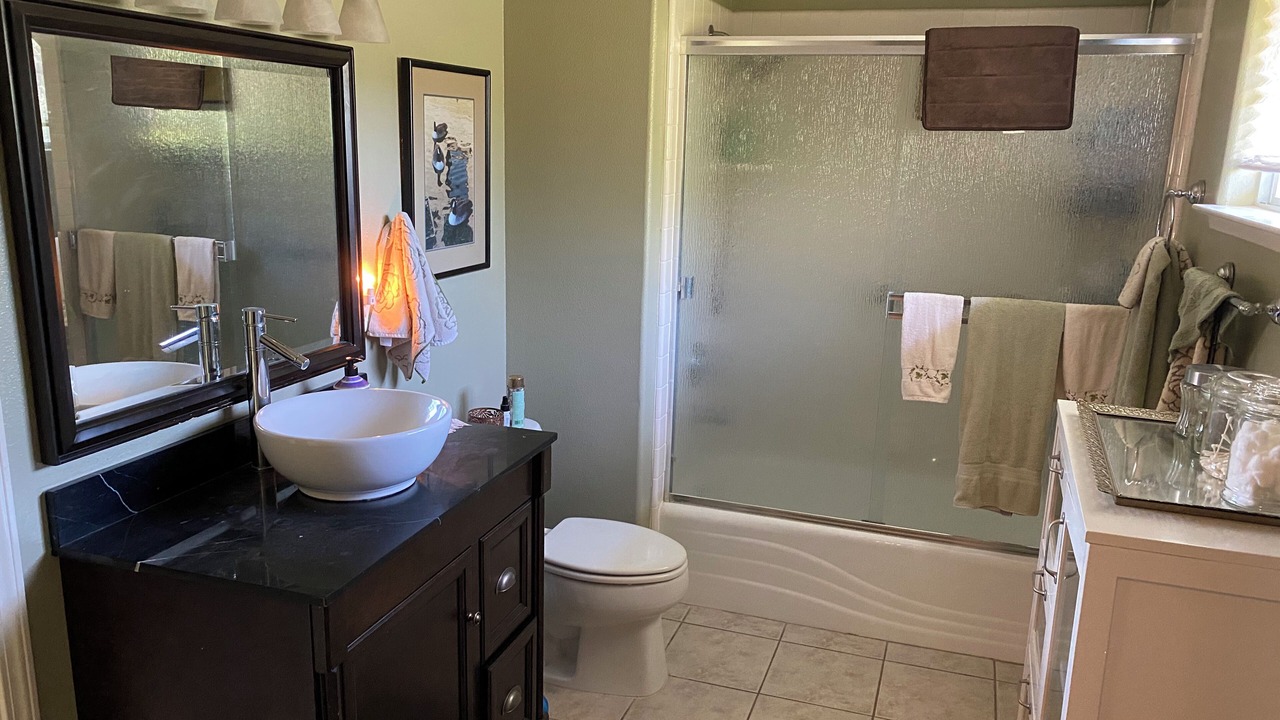 Photo of Bathroom in Oakhurst