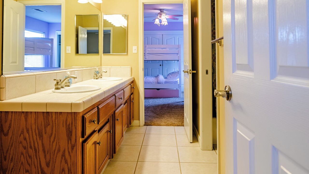 Photo of Bathroom in Rosedale