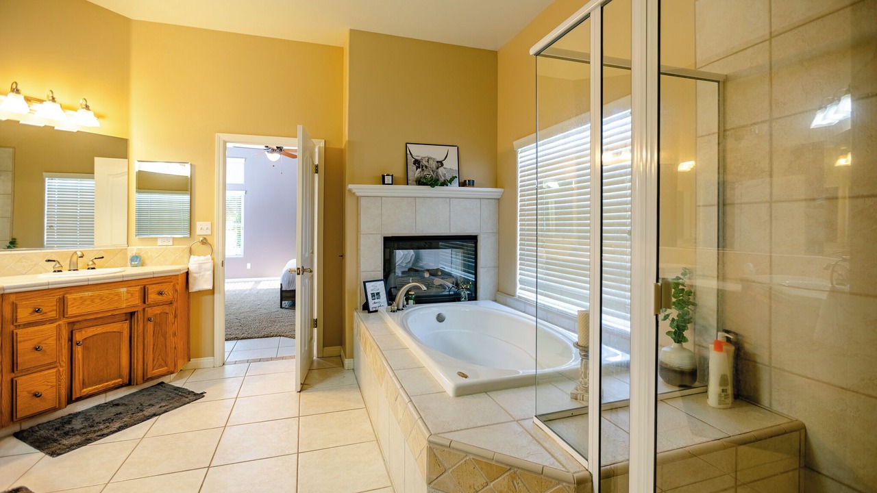 Photo of Bathroom in Rosedale