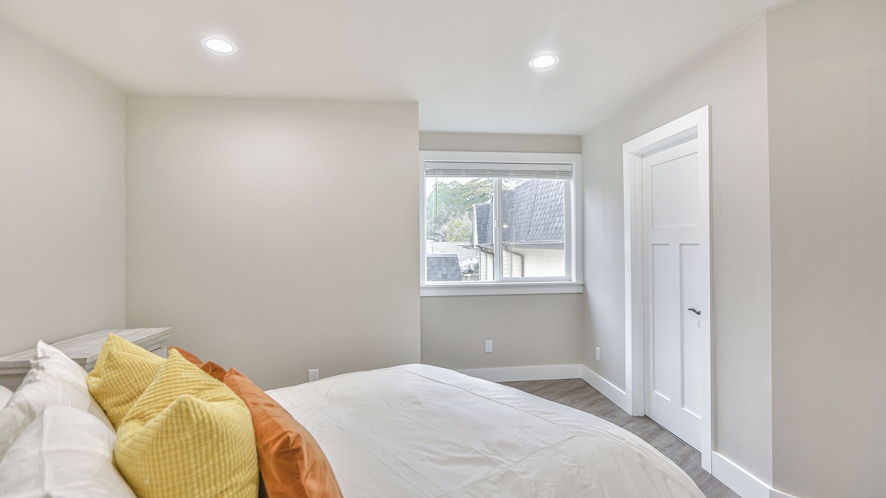 Photo of Bedroom in Saratoga