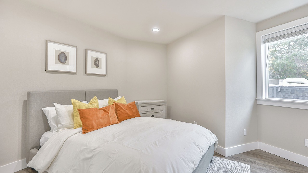 Photo of Bedroom in Saratoga