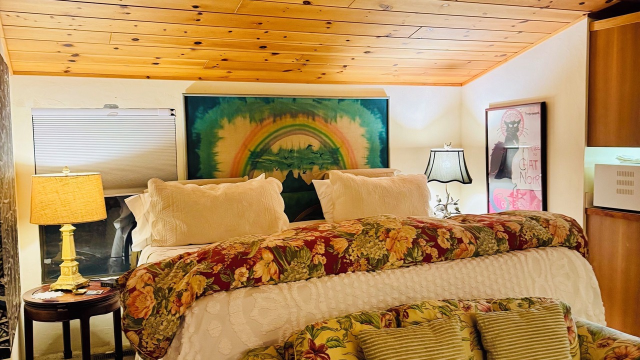 Photo of Bedroom in Three Rivers