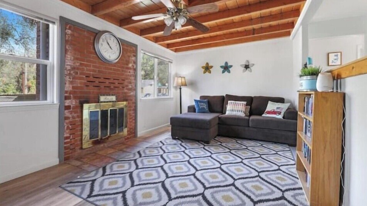 Photo of Livingroom in Three Rivers