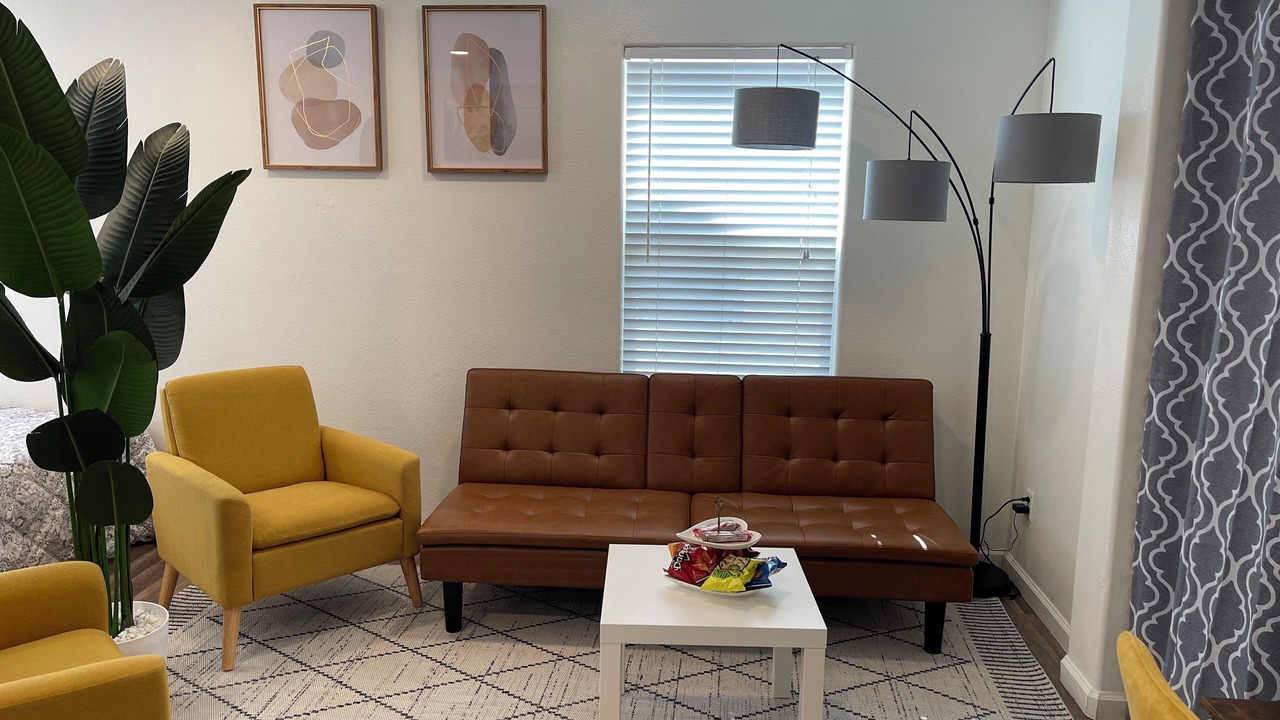Photo of Livingroom in West Sacramento