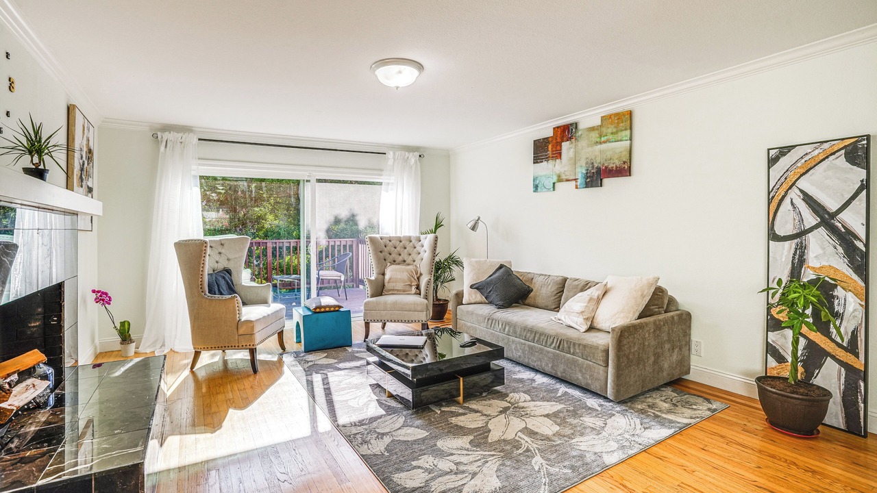 Photo of Bedroom in Oakland