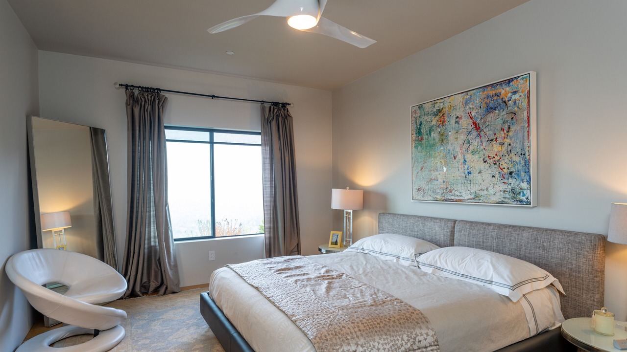 Photo of Bedroom in Loyola