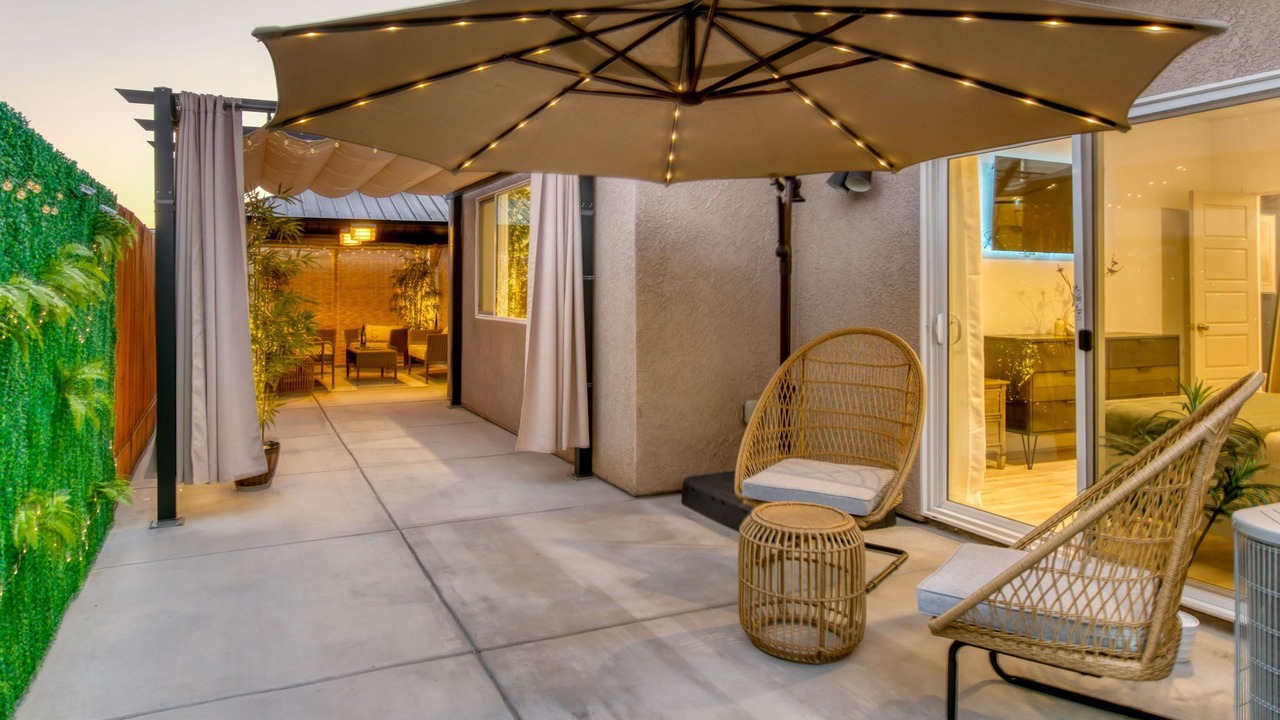 Photo of Patio Balcony in Raisin