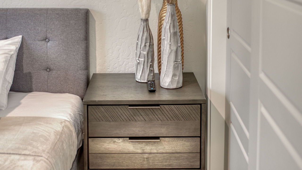Photo of Bedroom in Raisin
