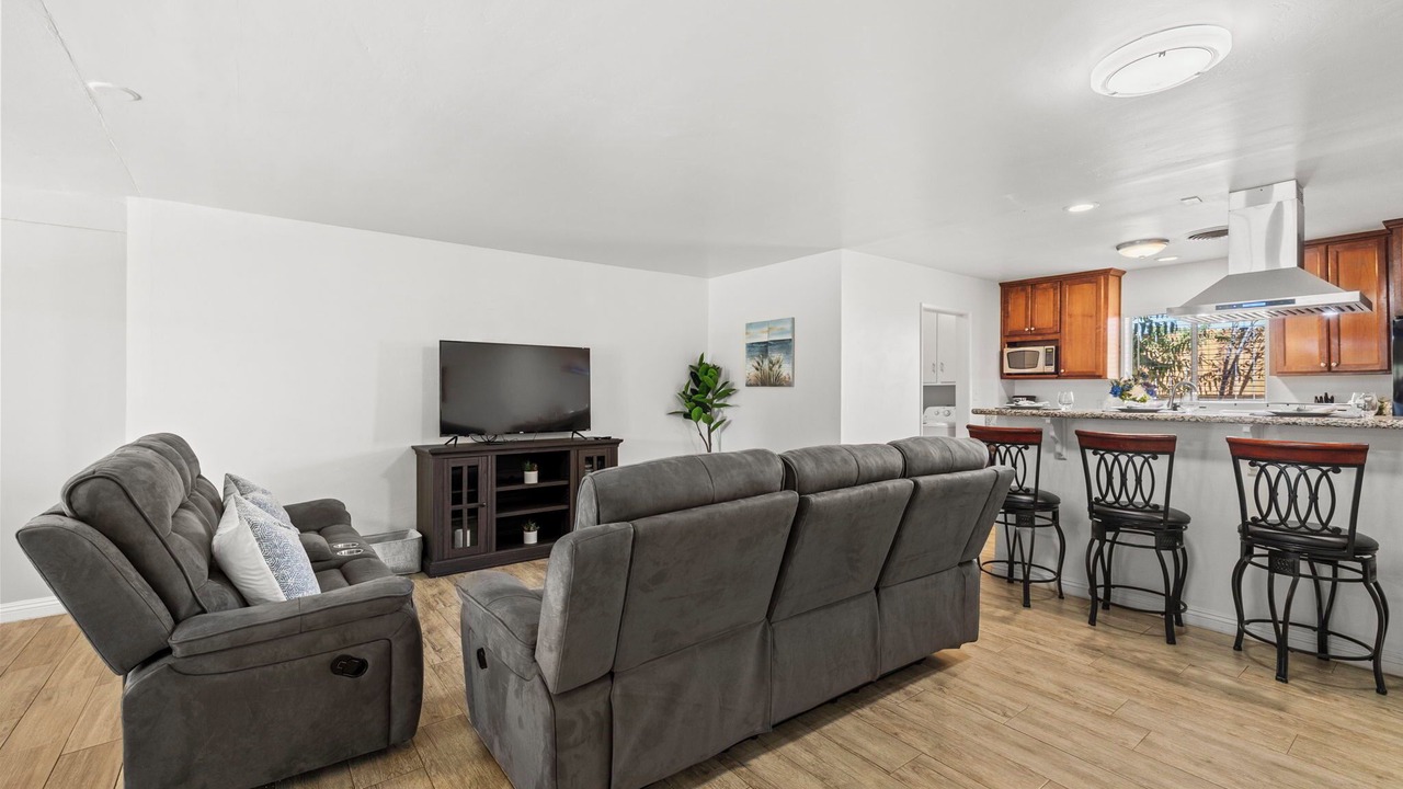 Photo of Livingroom in Pumpkin Center