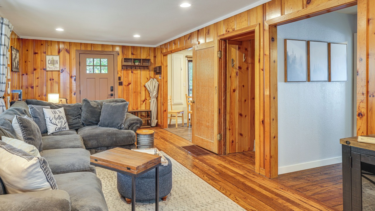 Photo of Livingroom in Long Barn