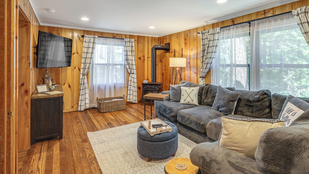 Photo of Livingroom in Long Barn
