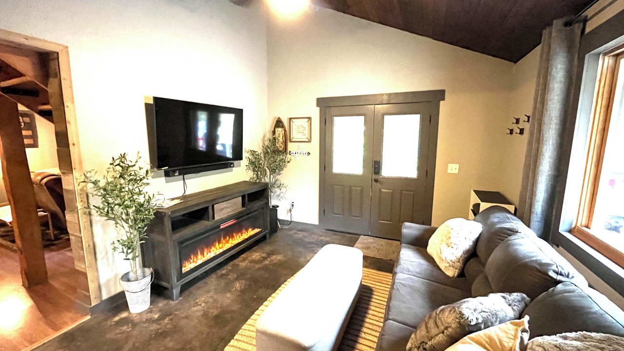 Photo of Livingroom in Mount Shasta