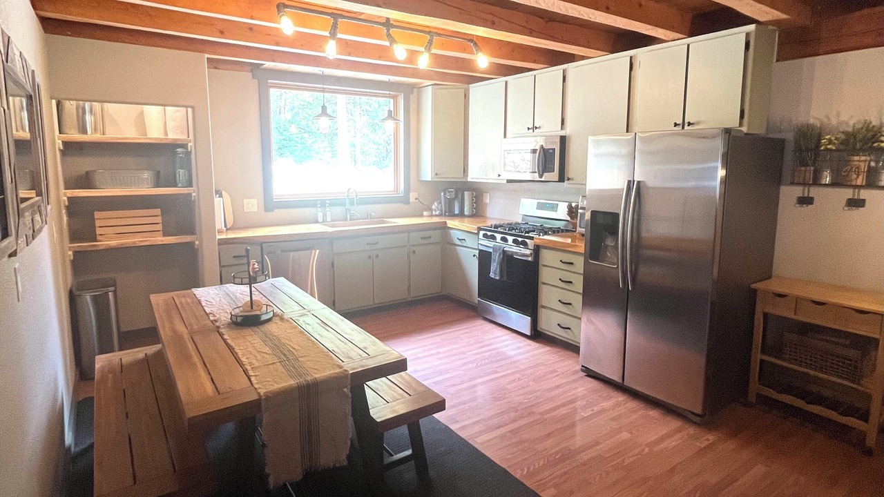 Photo of Kitchen in Mount Shasta
