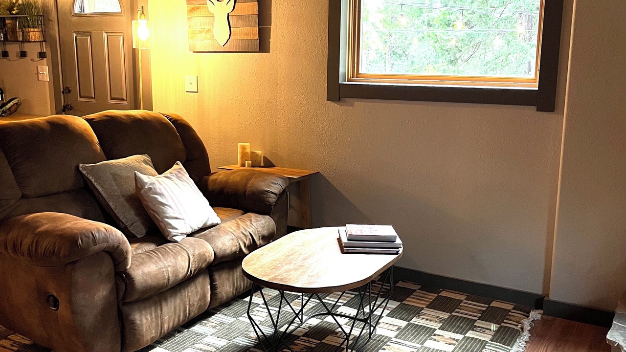 Photo of Livingroom in Mount Shasta