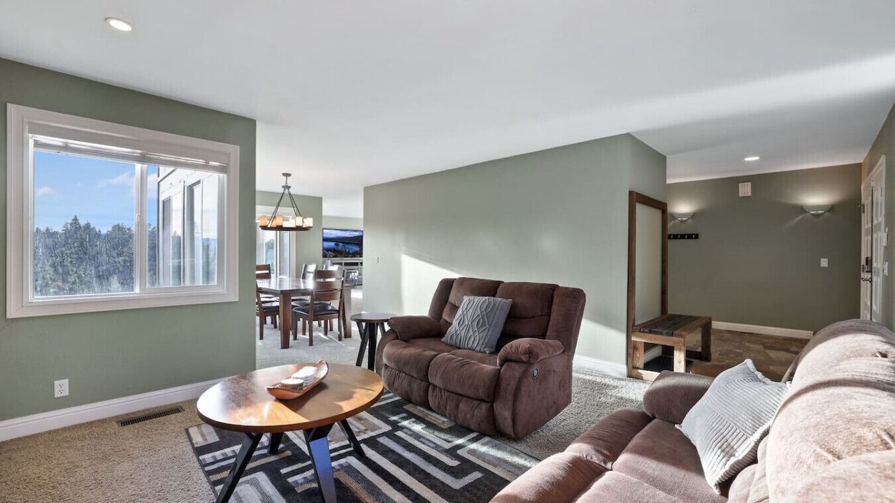 Photo of Livingroom in Tahoe Village