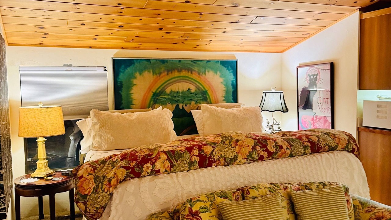 Photo of Bedroom in Three Rivers