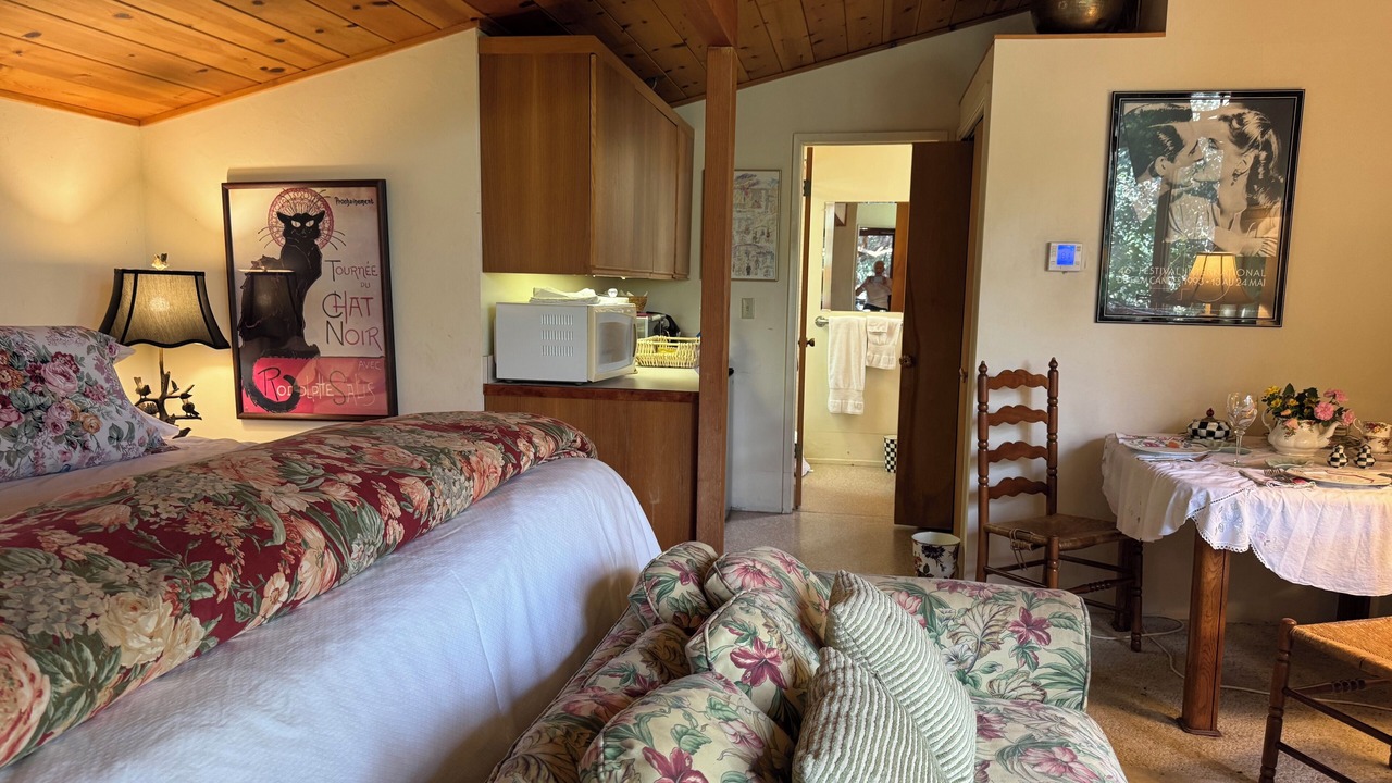 Photo of Bedroom in Three Rivers