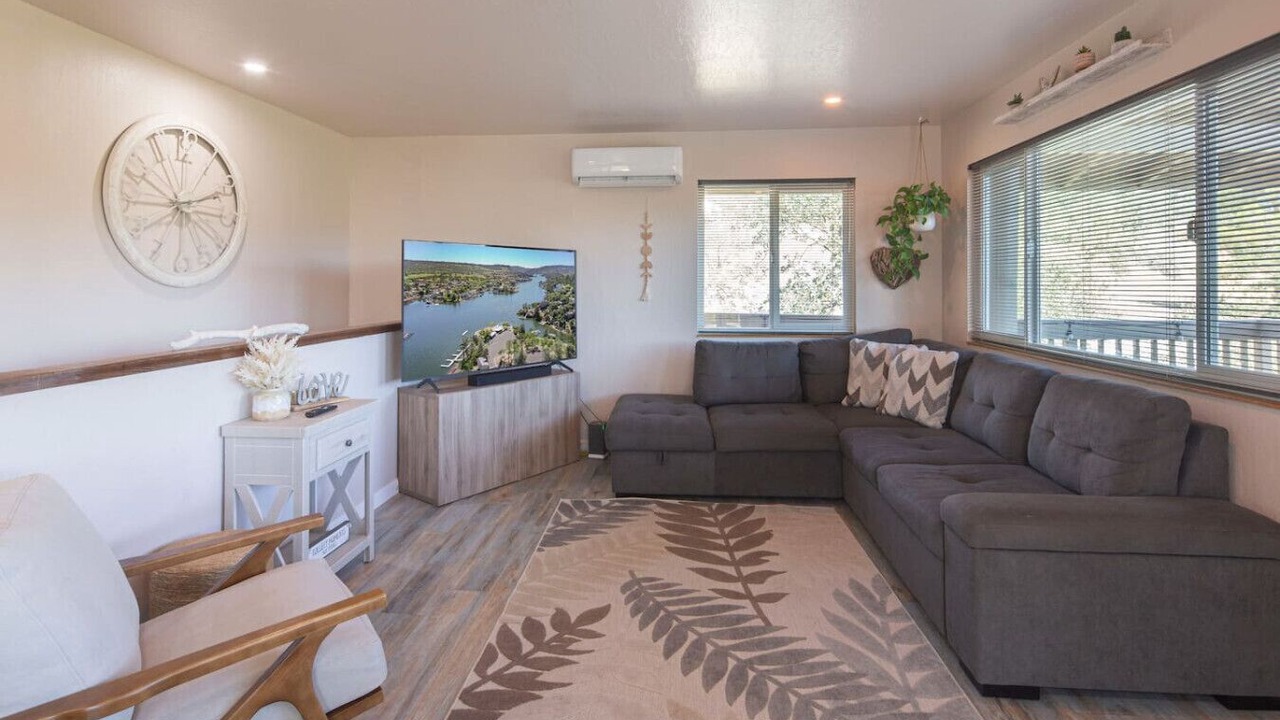Photo of Livingroom in Copperopolis