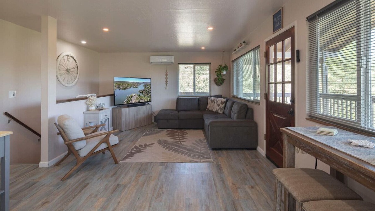 Photo of Livingroom in Copperopolis
