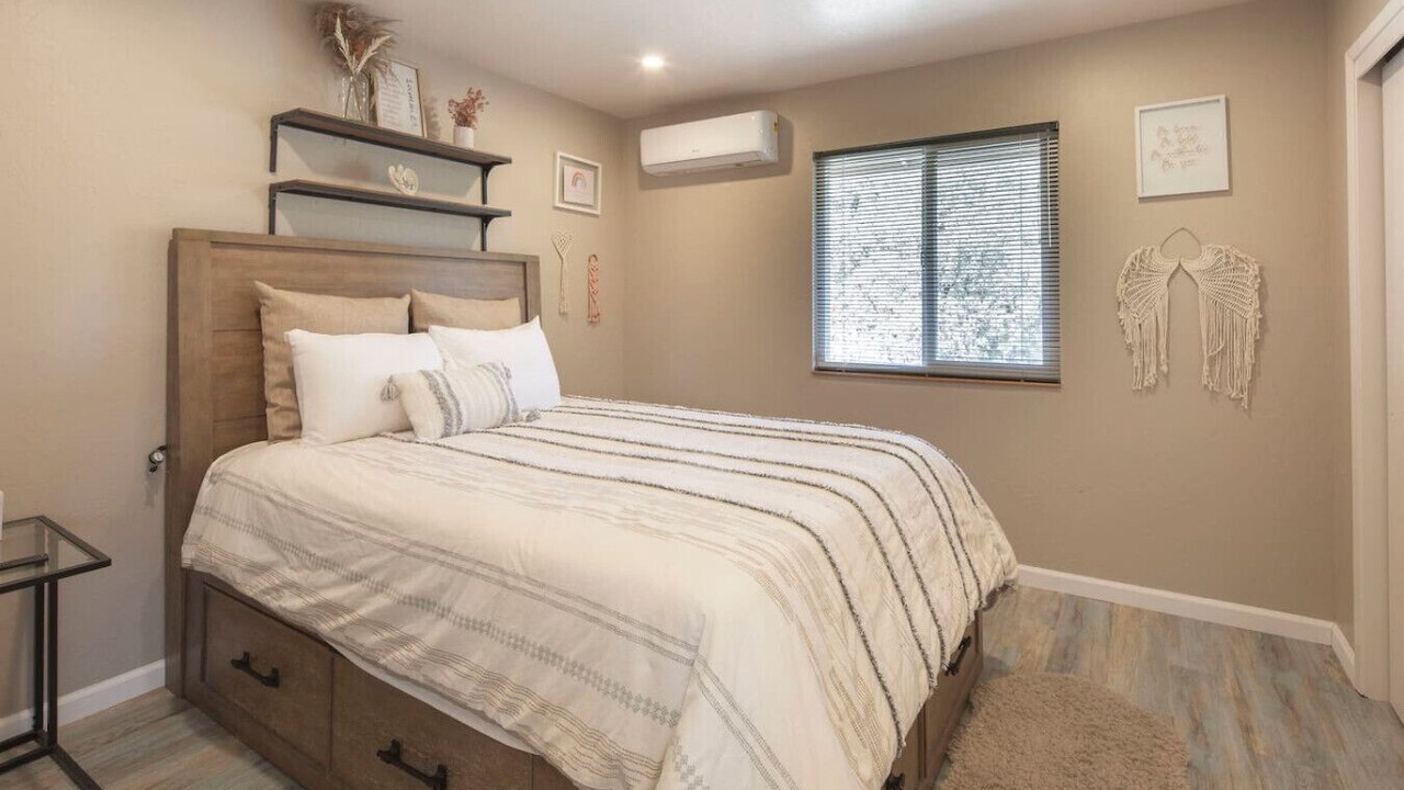 Photo of Bedroom in Copperopolis