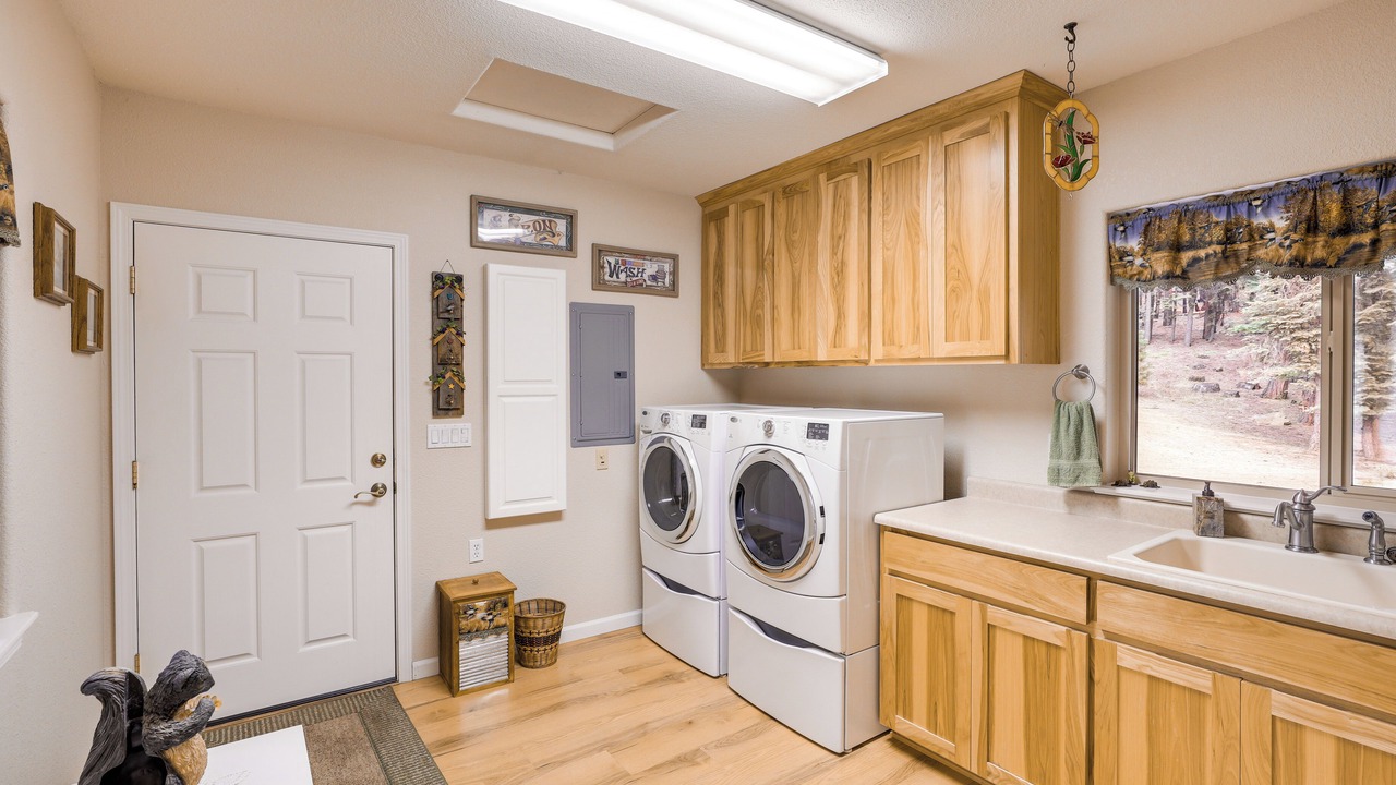 Photo of Bedroom in Lake Almanor West