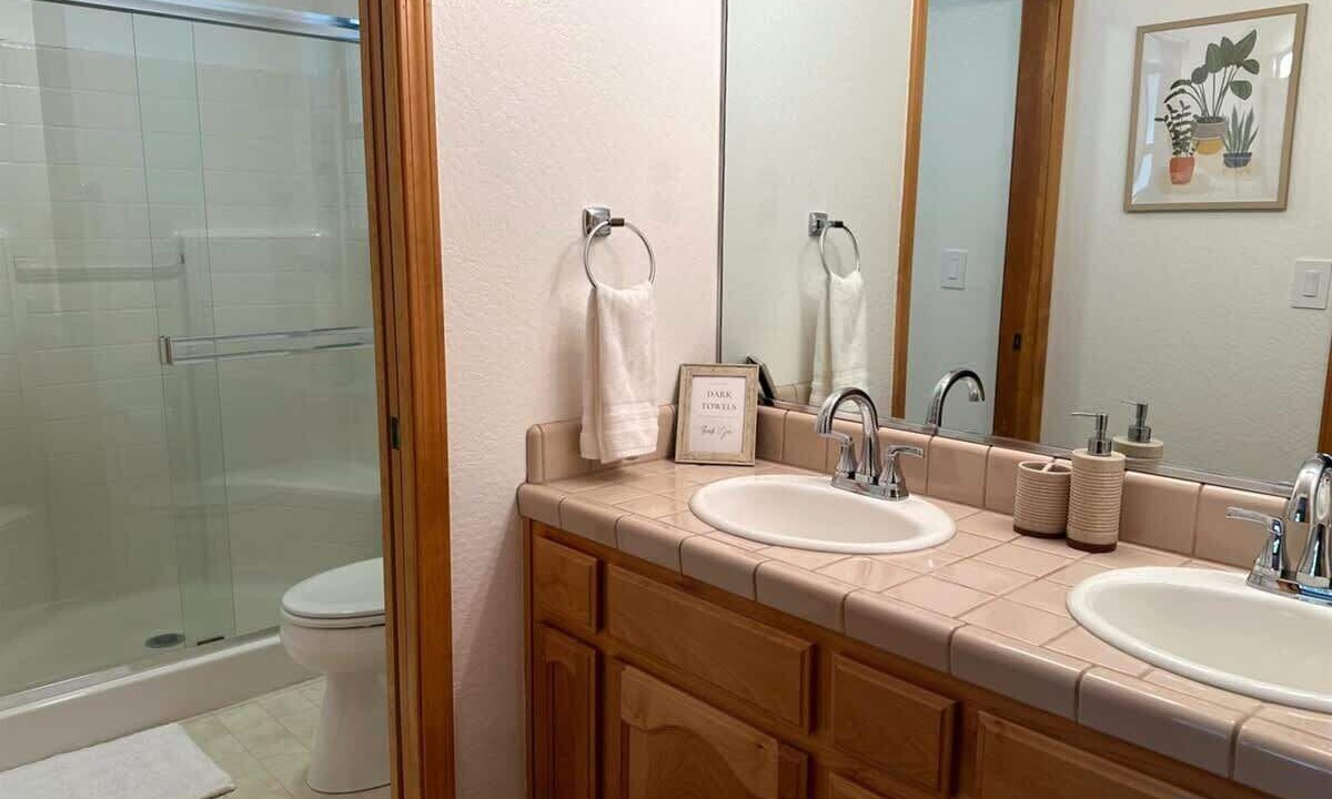 Photo of Bathroom in Twain Harte