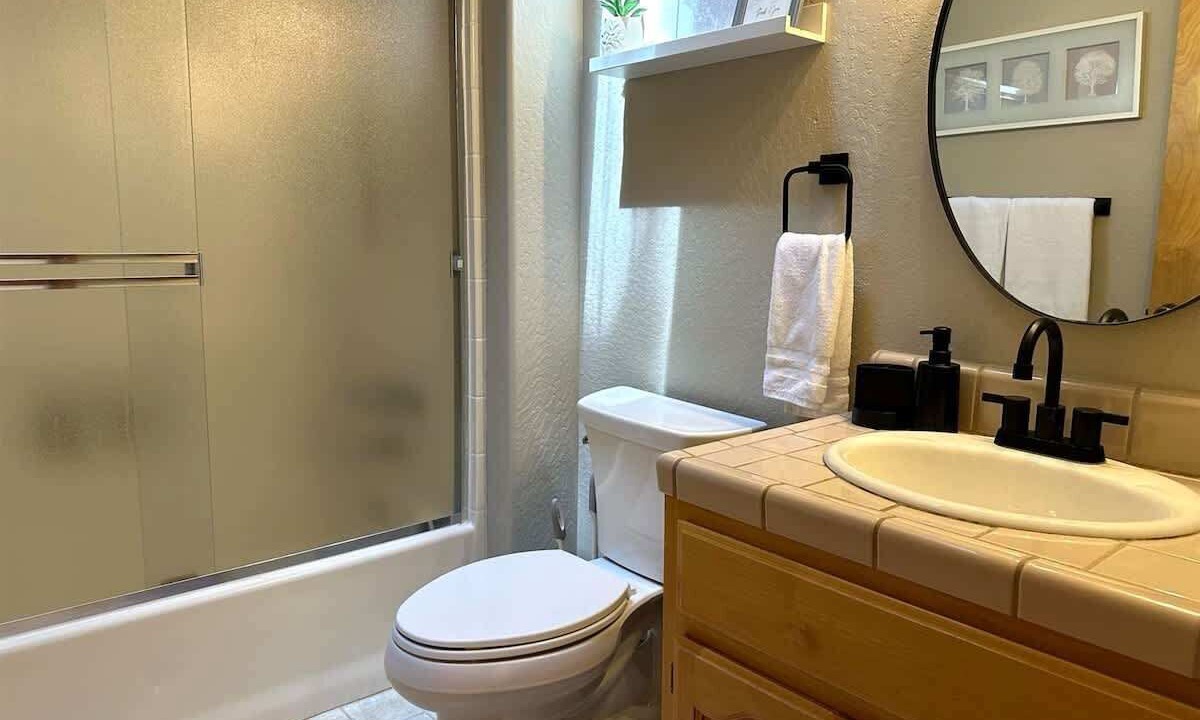 Photo of Bathroom in Twain Harte