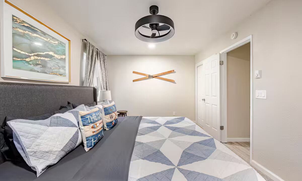 Photo of Bedroom in Tahoe Village