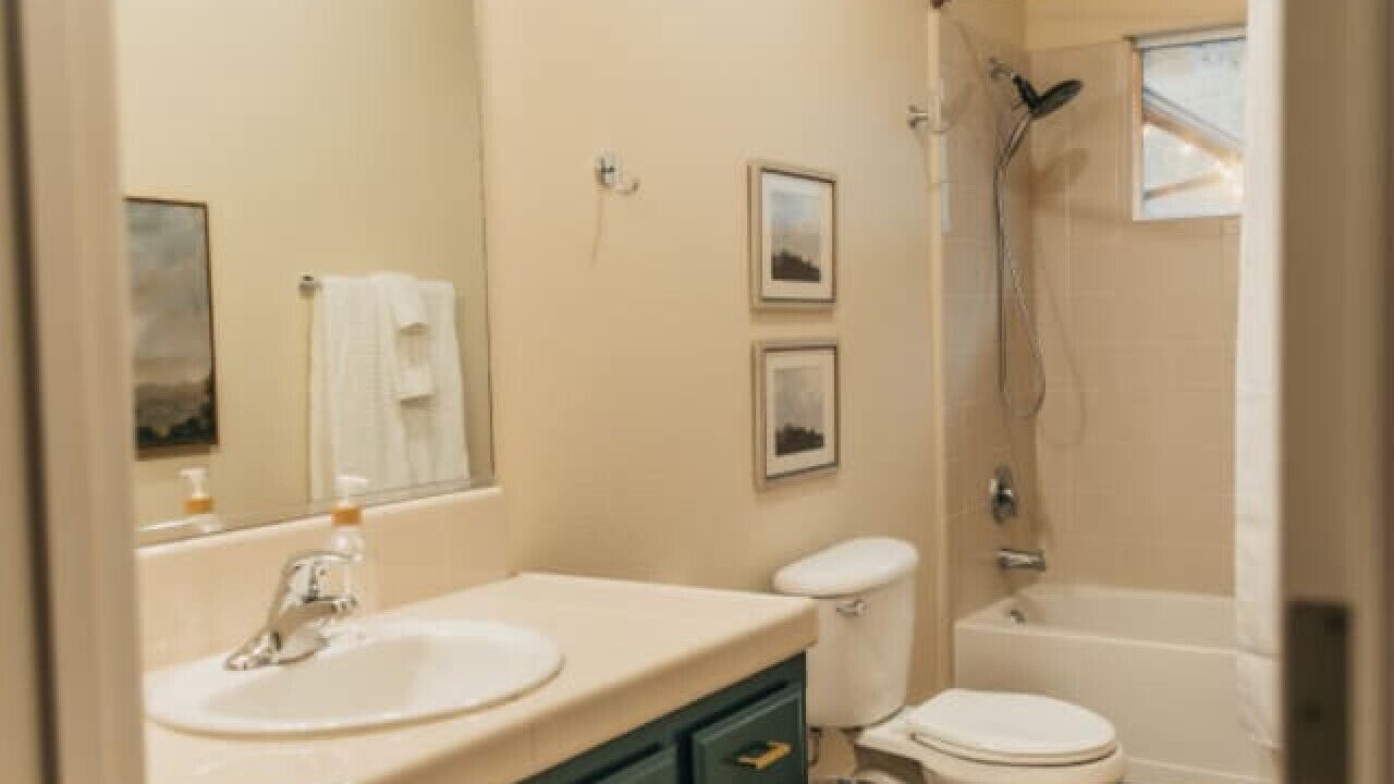 Photo of Bathroom in Mariposa