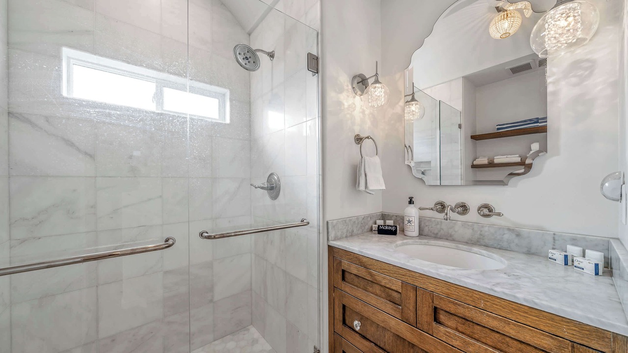 Photo of Bathroom in Seaside